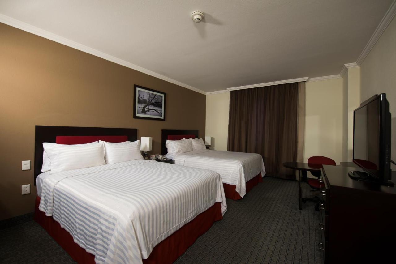 Ramada By Wyndham Ciudad De Mexico Perinorte Bagian luar foto