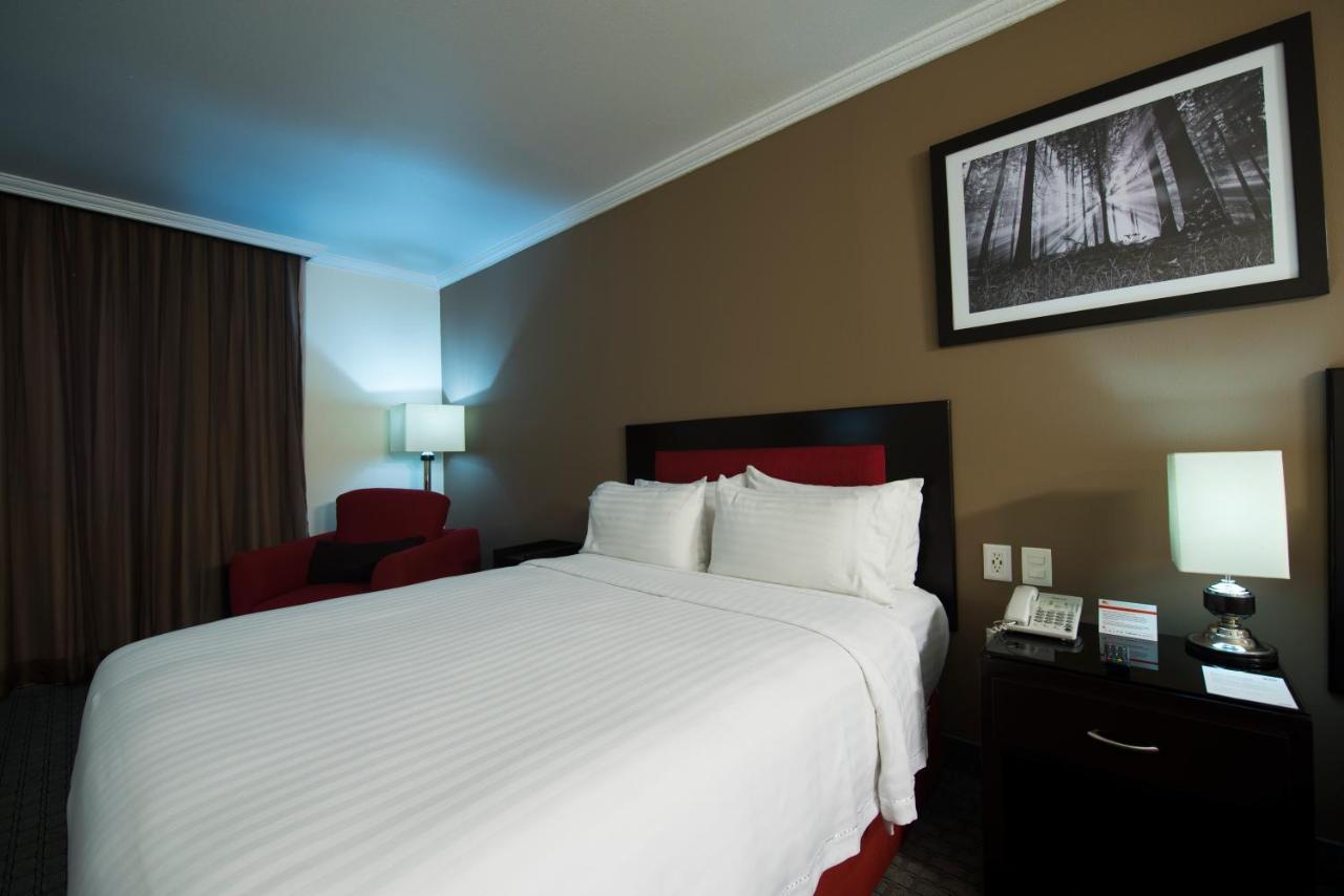 Ramada By Wyndham Ciudad De Mexico Perinorte Bagian luar foto